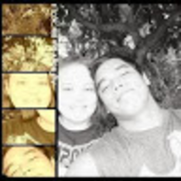 Meet your Posher, Michol - Picture 1 of 1